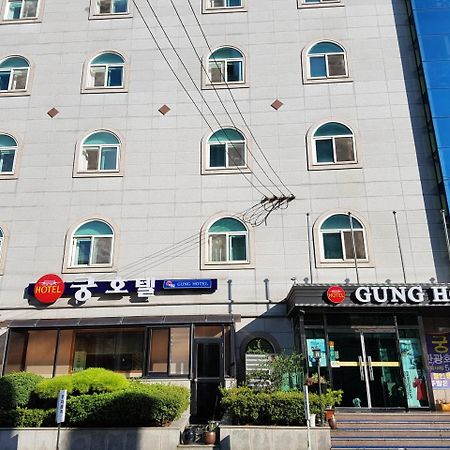 Gung Hotel Csondzsu Kültér fotó