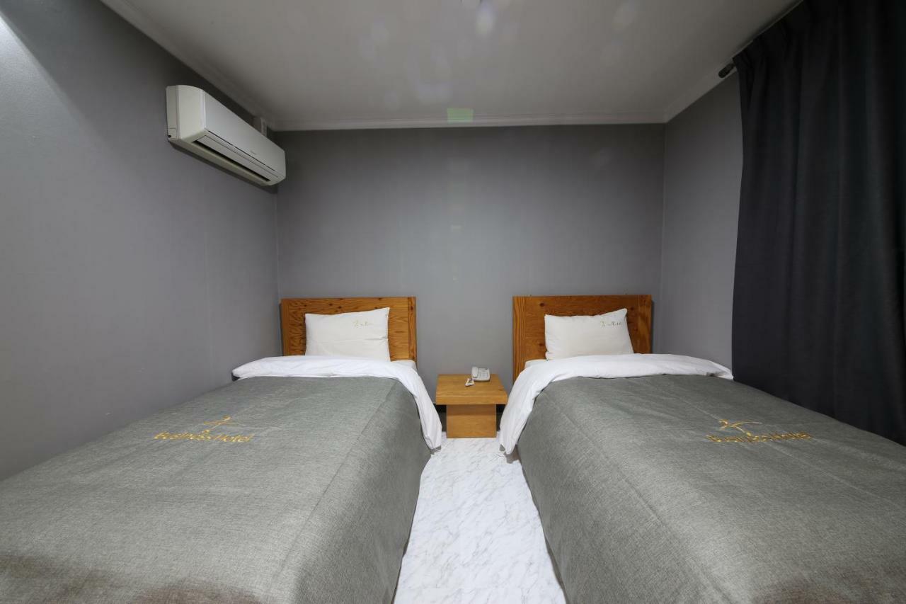 Gung Hotel Csondzsu Kültér fotó