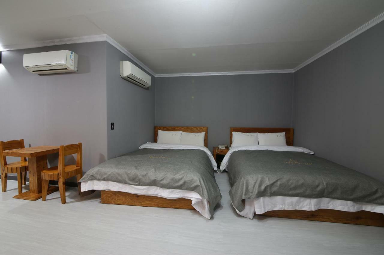 Gung Hotel Csondzsu Kültér fotó