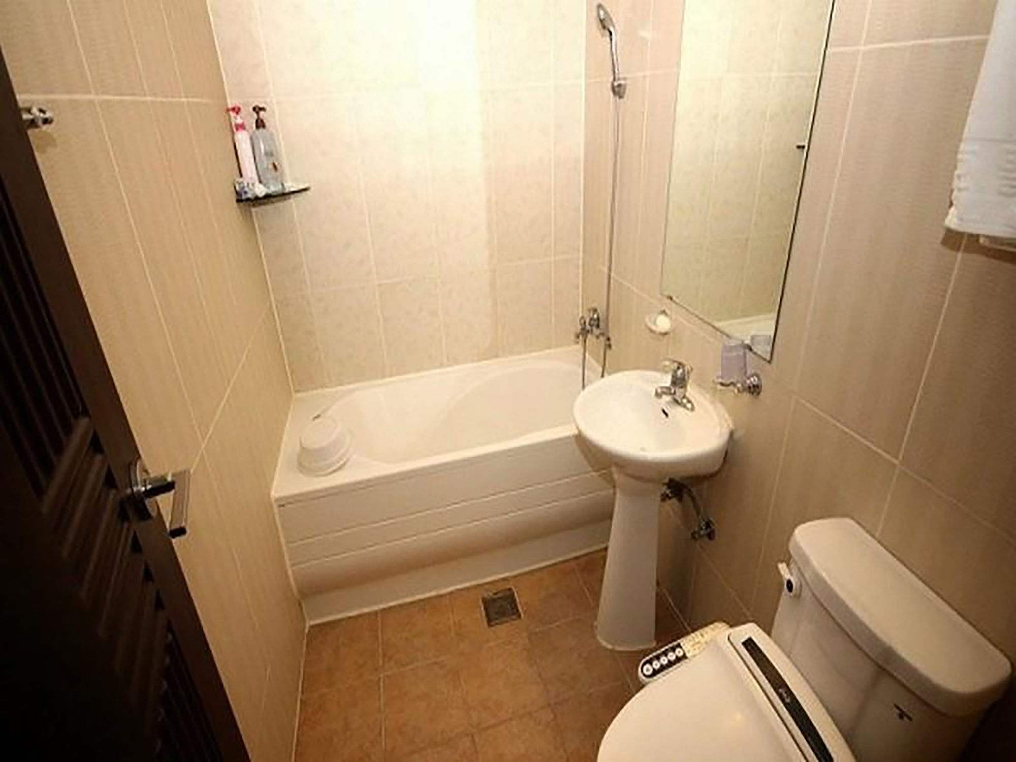 Gung Hotel Csondzsu Kültér fotó